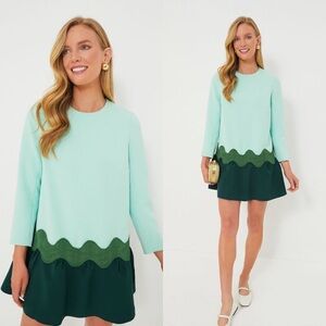 hunter green crepe callahan dress Tuckernuck | Dresses | Tuckernuck sophisticated outfit women